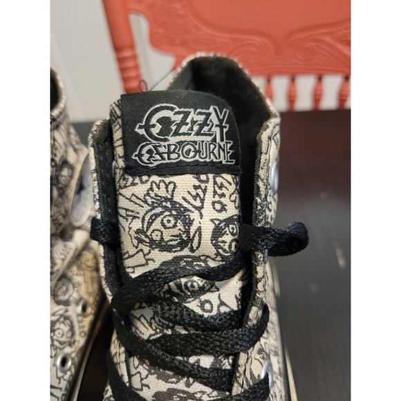 Ozzy Osbourne CT Ozzy Doodles Hi 108821F Wmns Size 6 Converse Chuck Taylor - Picture 2 of 9